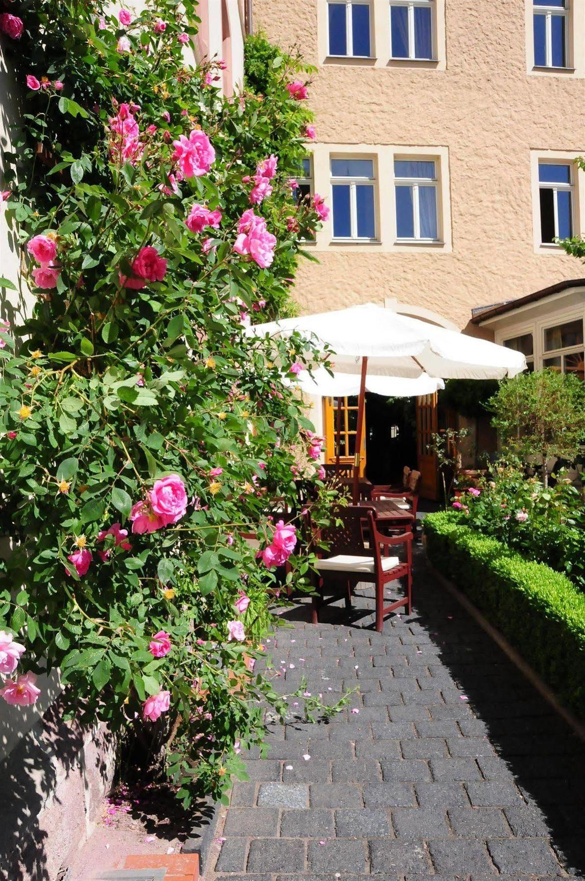 Hotel Graf Von Mansfeld Eisleben Exterior foto